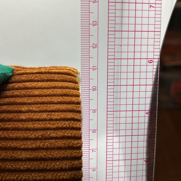 My Forest Friends Play Set house with a squirrel, a reindeer, and a bear - Picture 8 of 14